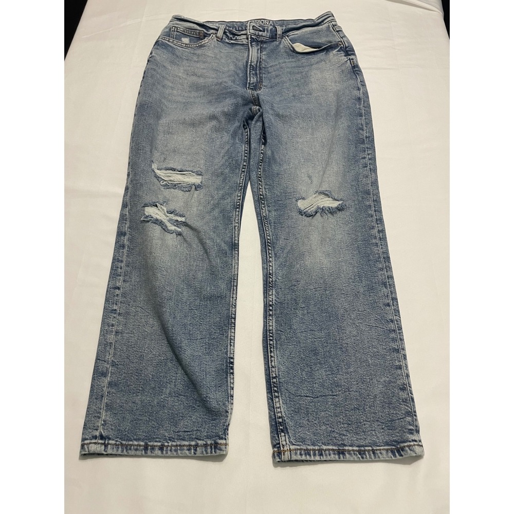 Arizona Jean Co Highest Rise Vintage Straight Distressed Jeans Light Wash 14